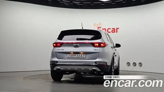 Kia Sportage The Bold 2020 — Фото 4/20