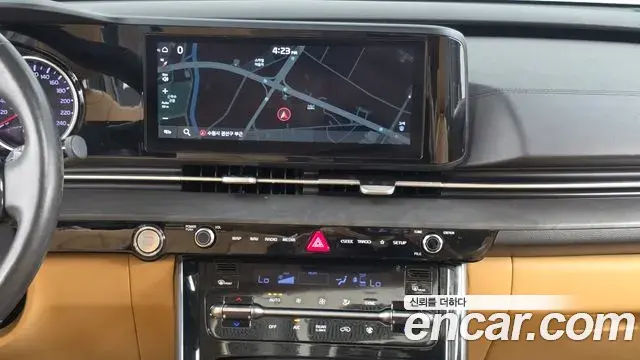 Kia Carnival 2021 — Фото 14/20