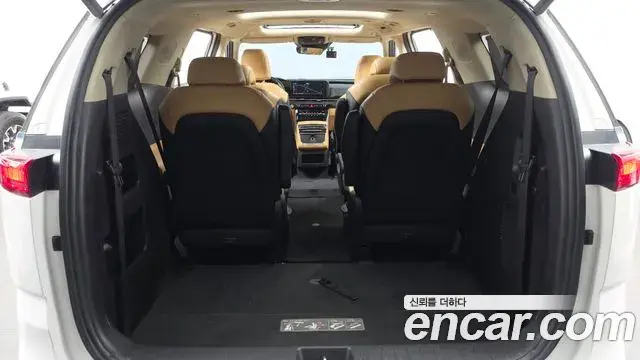 Kia Carnival 2021 — Фото 20/20