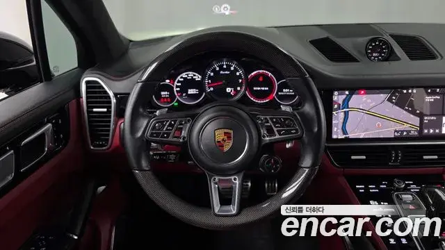 Porsche Cayenne 2021 — Фото 13/20
