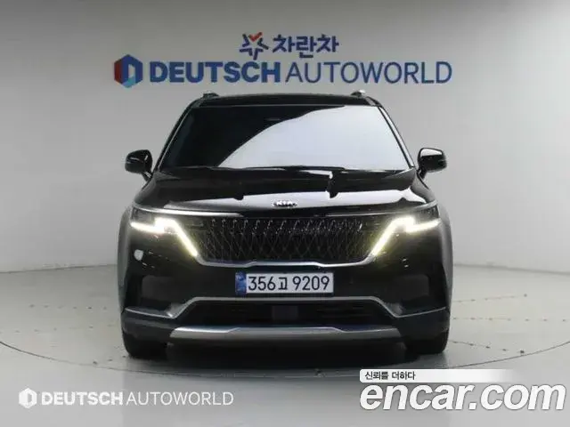 Kia Carnival 2021 — Фото 2/20