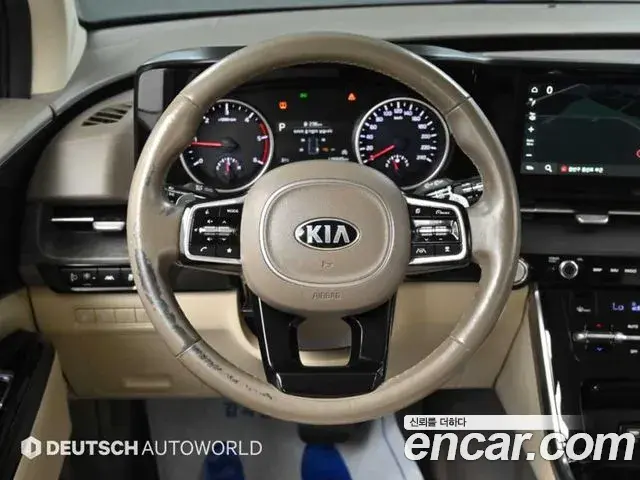 Kia Carnival 2021 — Фото 13/20
