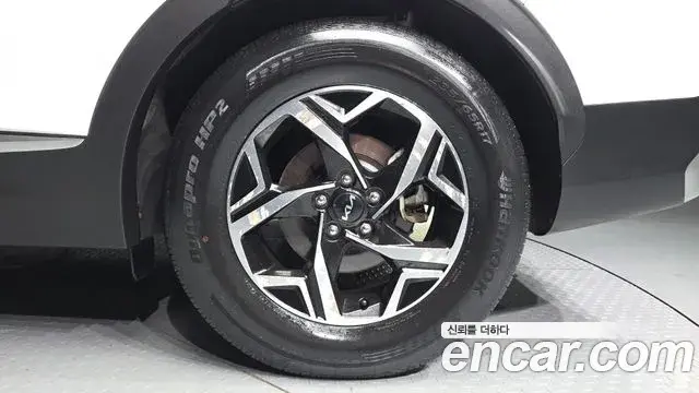 Kia Sportage 2021 — Şəkil 32/34