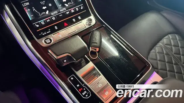 Audi Q7 2025 — Фото 13/20