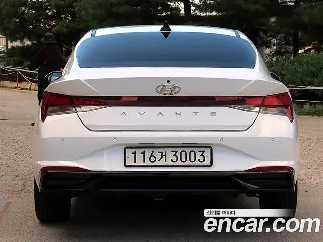 Hyundai Avante 2023 — Фото 3/18