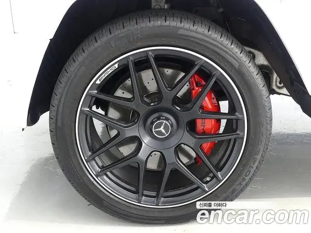 Mercedes-Benz G-Class 2020 — Photo 16/20