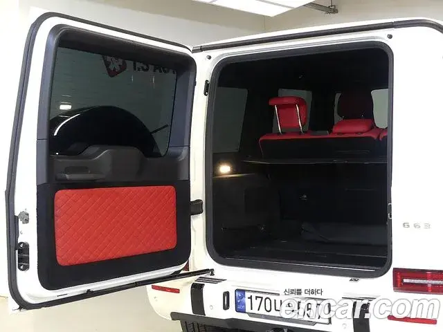 Mercedes-Benz G-Class 2020 — Photo 5/20