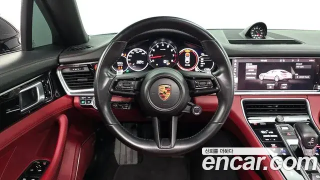 Porsche Panamera 2021 — Фото 12/20