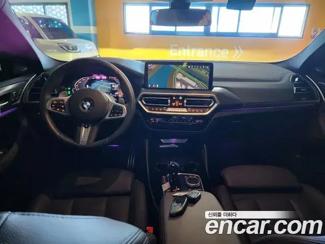 BMW X4 2025 — Фото 10/15