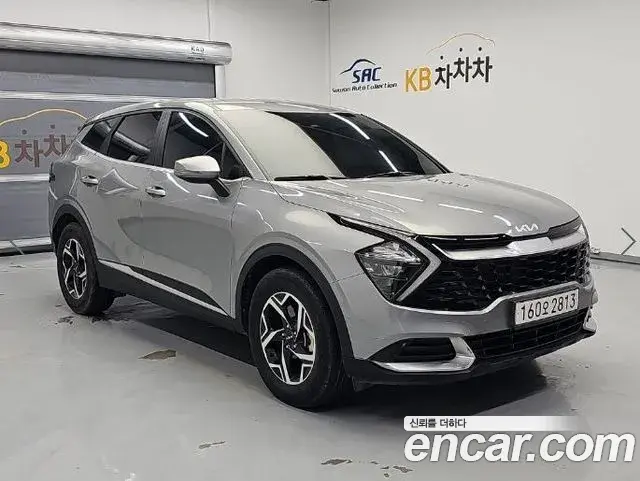 Kia Sportage 2023 — Фото 3/18