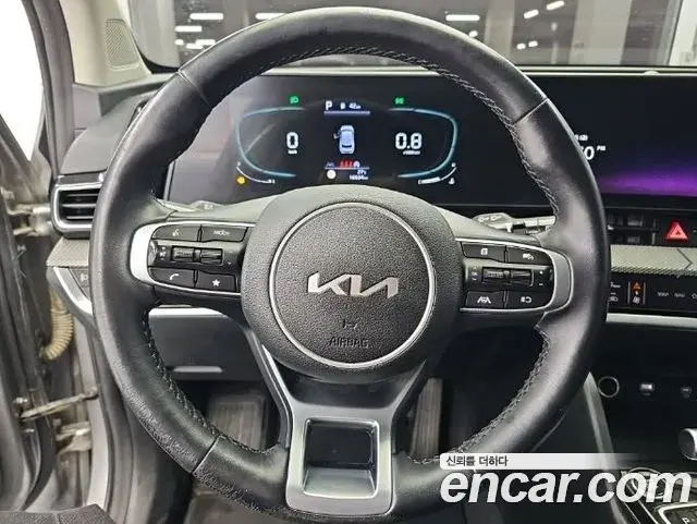 Kia Sportage 2023 — Фото 7/18