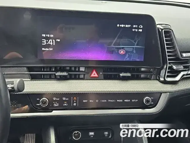 Kia Sportage 2023 — Фото 8/18