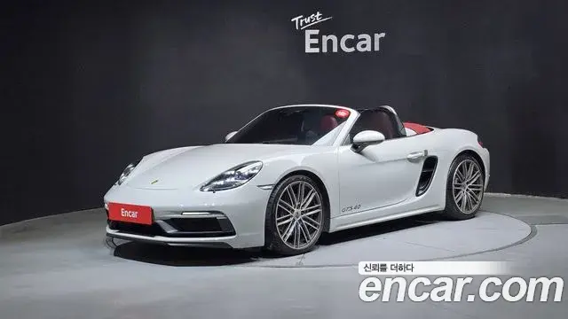 Porsche 718 Boxster 2021 — Фото 1/20
