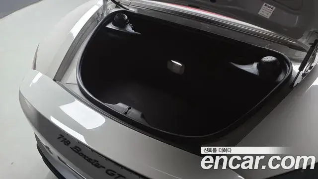 Porsche 718 Boxster 2021 — Şəkil 12/31