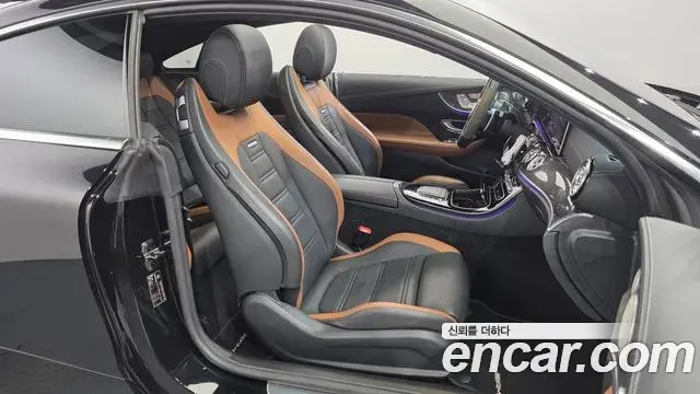 Mercedes-Benz E-Class 2021 — Фото 11/20