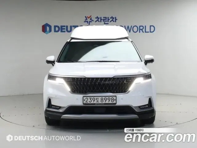 Kia Carnival 2023 — Фото 2/20