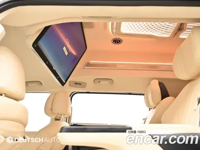 Kia Carnival 2023 — Фото 18/20