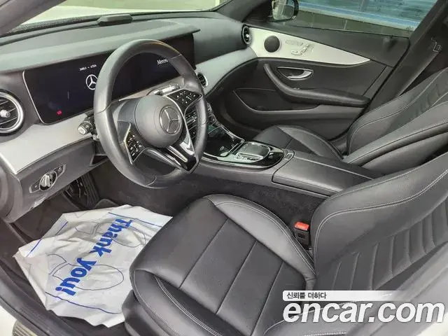 Mercedes-Benz E-Class 2021 — Фото 6/18