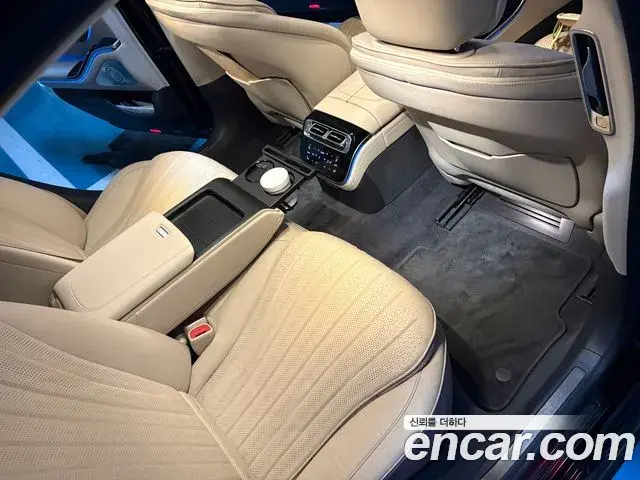 Mercedes-Benz S-Class 2021 — Фото 9/13