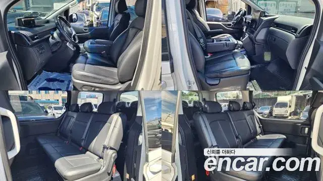 Hyundai Staria 2023 — Фото 15/18