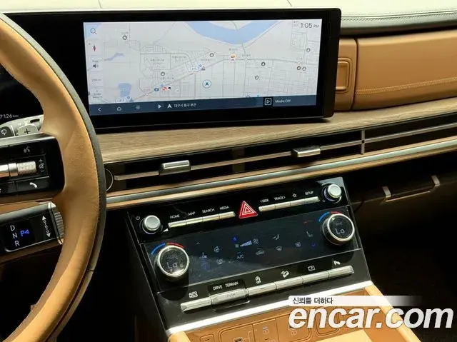 Hyundai Santa Fe 2024 — Фото 14/20