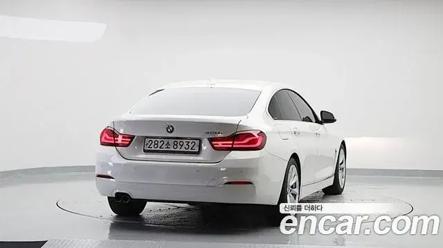 BMW 4 Series 2019 — Фото 4/20