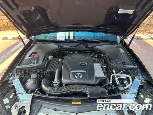 Mercedes-Benz E-Class 2023 — Фото 5/20