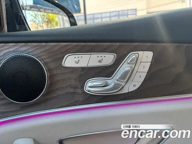 Mercedes-Benz E-Class 2023 — Фото 13/20