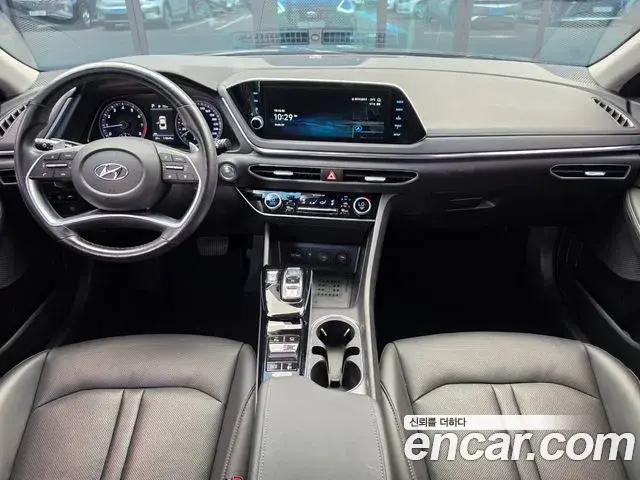 Hyundai Sonata 2022 — Фото 6/20