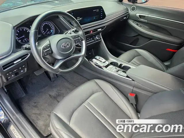 Hyundai Sonata 2022 — Фото 9/20
