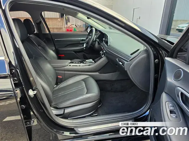 Hyundai Sonata 2022 — Фото 13/20