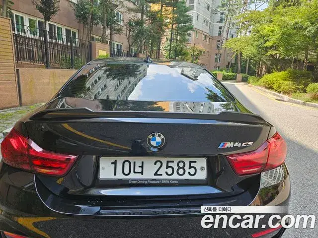 BMW M4 2018 — Фото 12/20