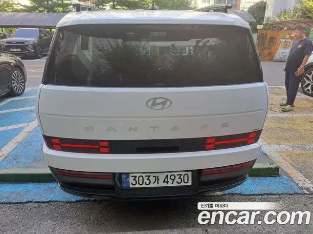 Hyundai Santa Fe 2024 — Фото 2/20