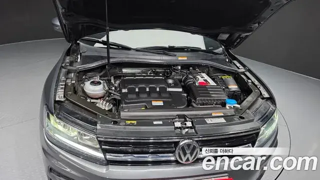 Volkswagen Tiguan 2020 — Photo 30/31