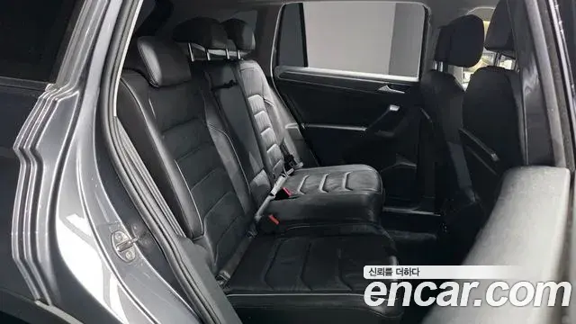 Volkswagen Tiguan 2020 — Photo 7/31