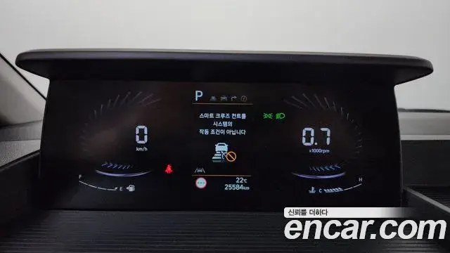 Hyundai Staria 2021 — Фото 8/20