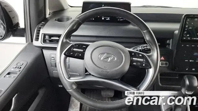 Hyundai Staria 2021 — Фото 13/20