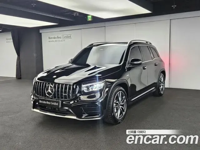Mercedes-Benz GLB-Class 2025 — Фото 10/20