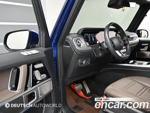 Mercedes-Benz G-Class 2024 — Photo 2/20