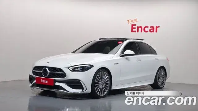 Mercedes-Benz C-Class 2023 — Фото 1/20