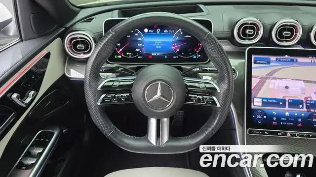 Mercedes-Benz C-Class 2023 — Фото 13/20