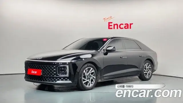 Hyundai Grandeur 2023 — Фото 1/20