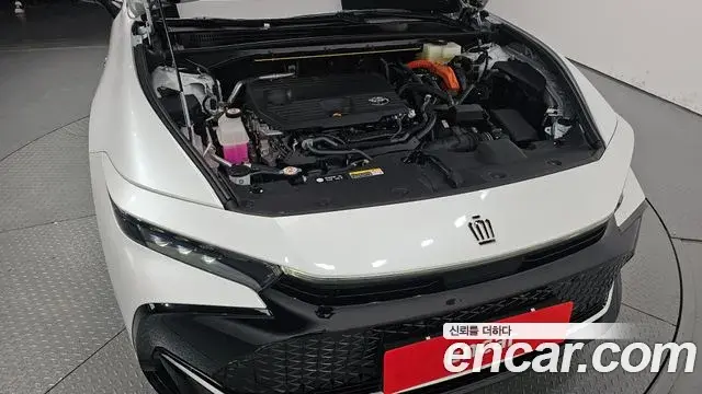 Toyota Crown Crossover 2026 — ფოტო 21/33