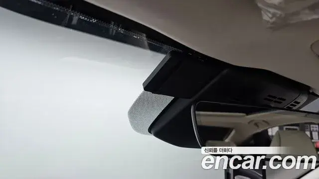 Toyota Crown Crossover 2026 — ფოტო 20/33