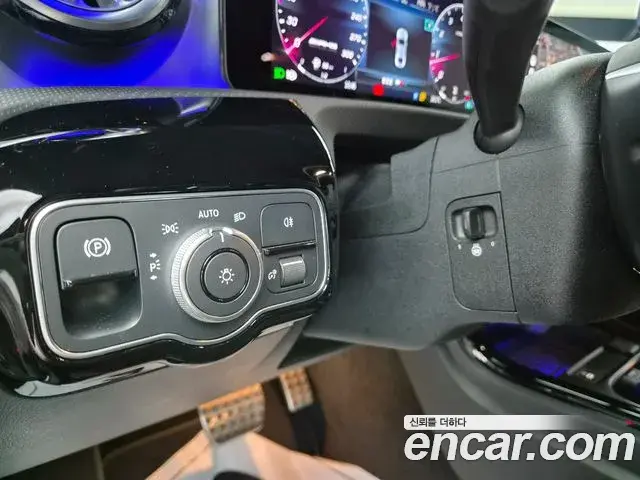 Mercedes-Benz CLA-Class 2025 — Фото 18/19