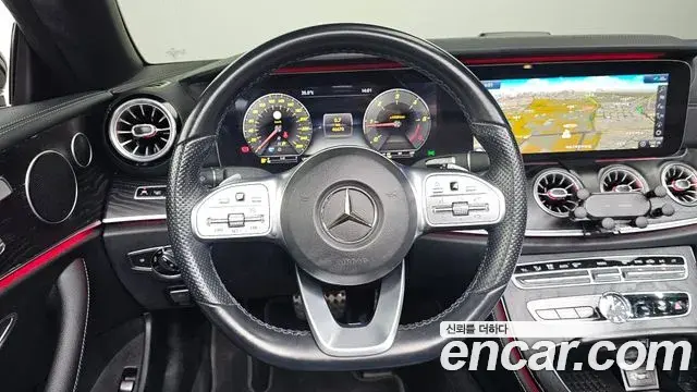Mercedes-Benz E-Class 2020 — Фото 12/20