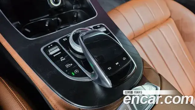 Mercedes-Benz E-Class 2018 — Фото 20/20