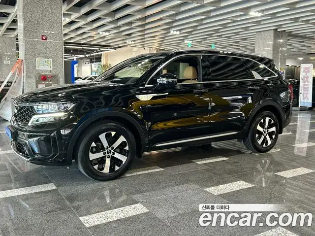 Kia Sorento 2023 — Фото 4/20