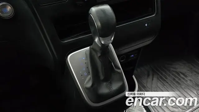 Hyundai Staria 2023 — Фото 9/20