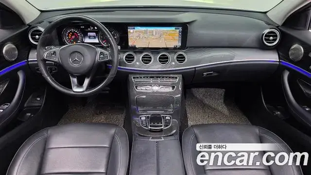 Mercedes-Benz E-Class 2018 — Фото 7/20